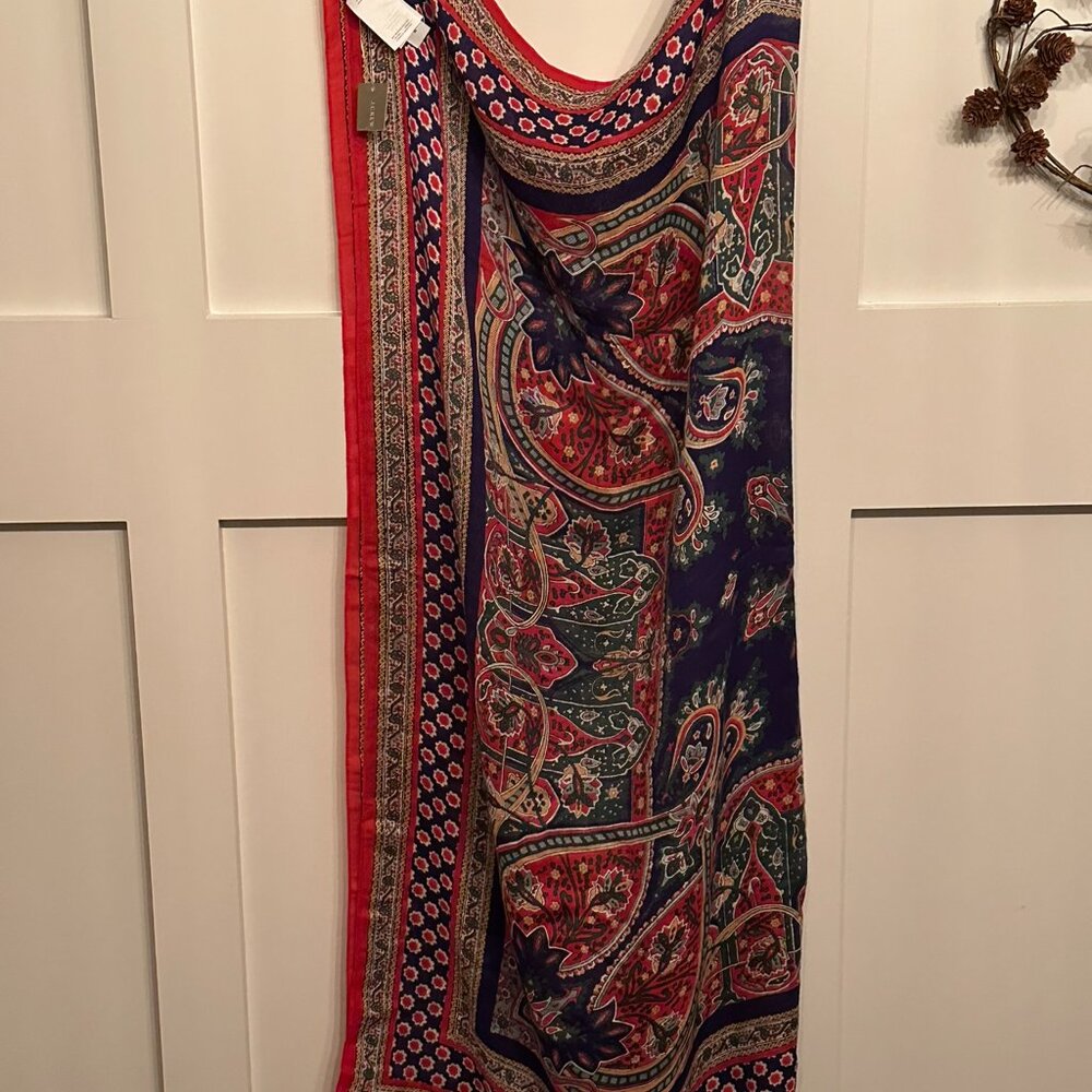 NWT Elegant J.Crew Scarf with Paisley and Floral Patterns 40" square - Picture 5 of 5